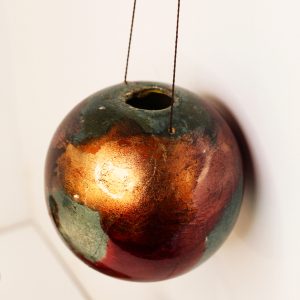 Cerámica colgante con drenaje